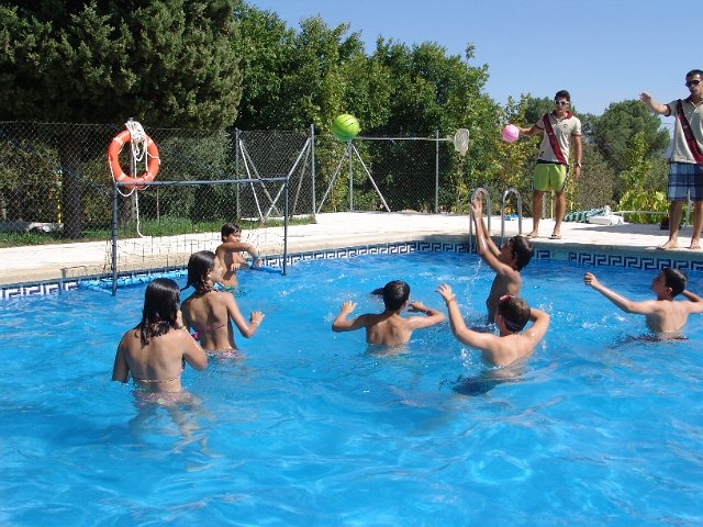 Nos ejercitamos con waterpolo